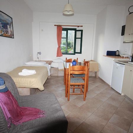Cyclades Beach Apartments Chrisopigi  Luaran gambar