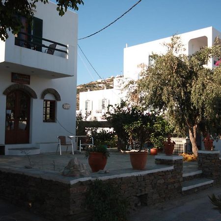 Cyclades Beach Apartments Chrisopigi  Luaran gambar