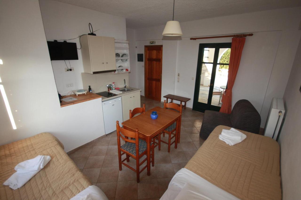 Cyclades Beach Apartments Chrisopigi  Luaran gambar