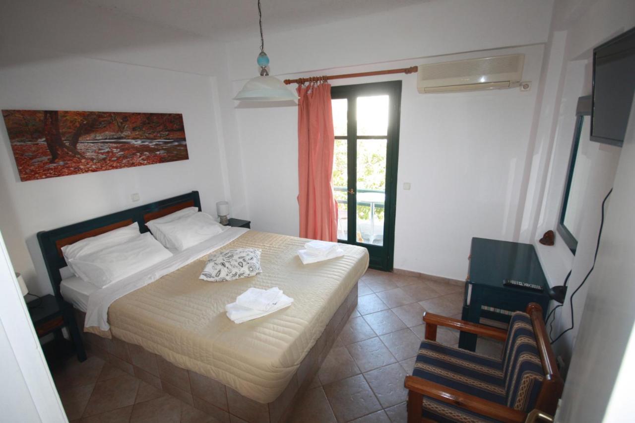 Cyclades Beach Apartments Chrisopigi  Luaran gambar