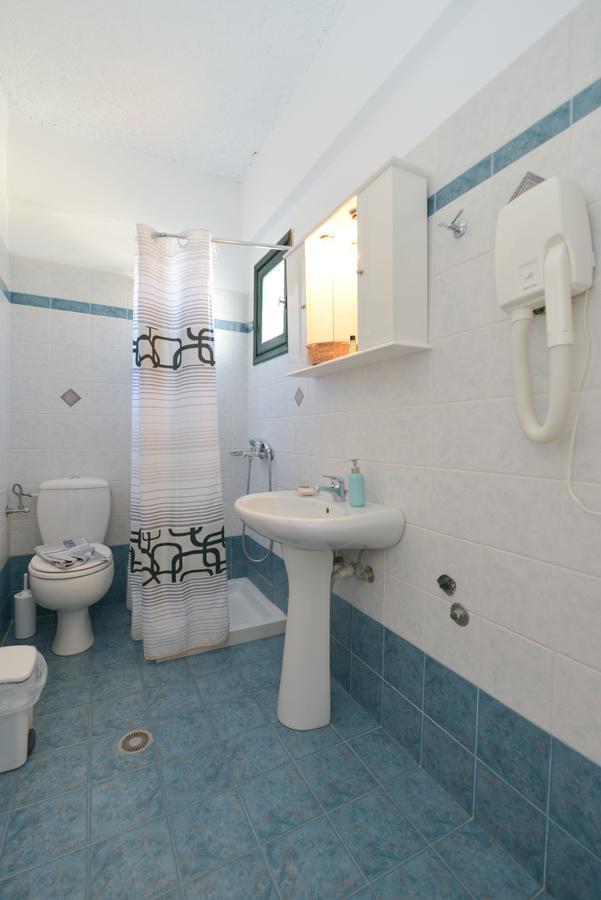 Cyclades Beach Apartments Chrisopigi  Luaran gambar