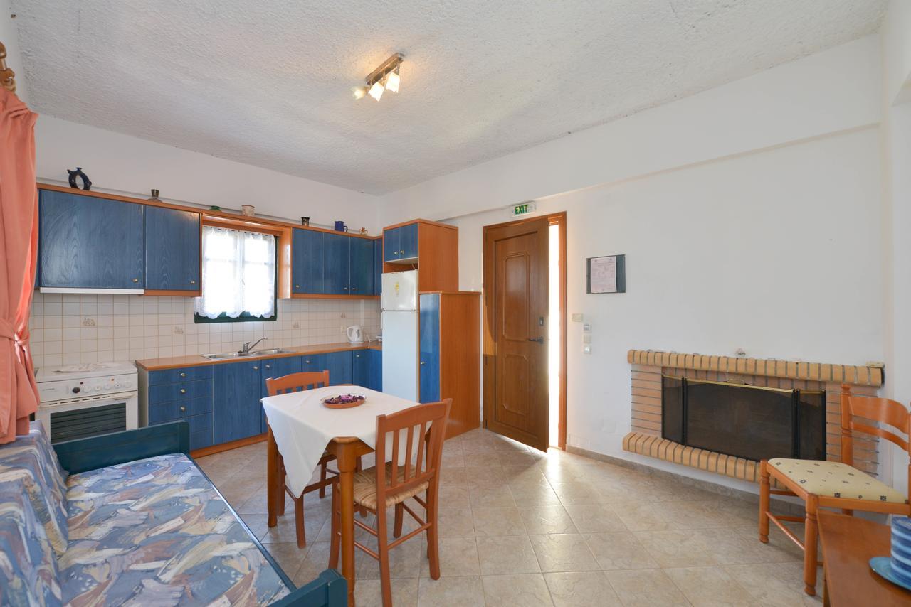 Cyclades Beach Apartments Chrisopigi  Luaran gambar