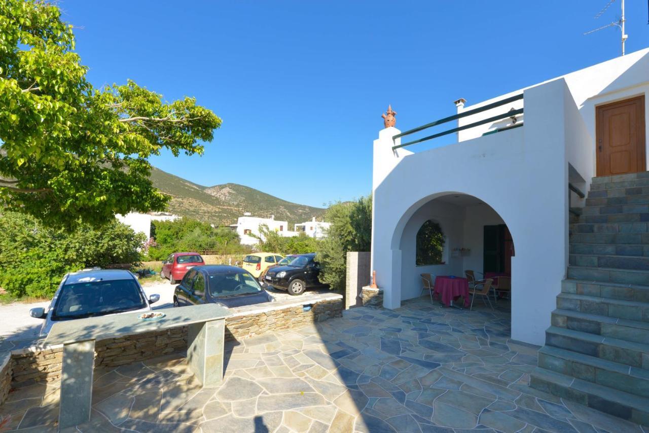 Cyclades Beach Apartments Chrisopigi  Bilik gambar